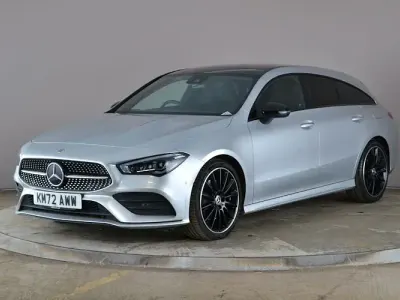 Begagnad Mercedes CLA220 Shooting Brake AMG Line Premium Plus 190 HK (139 kW) 2022 Kombi