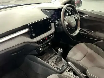 Begagnad Skoda Fabia Design Edition 95 HK (69 kW) 2025 Blå Halvkombi