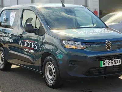 Used Citroën e-Berlingo 100 kW (136 HP) 2025 Blue MPV