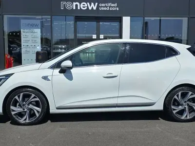Used Renault Clio V RS Line 140 HP (102 kW) 2021 White  Hatchback