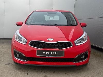 Used Kia Ceed 135 HP (99 kW) 2016 Red Hatchback