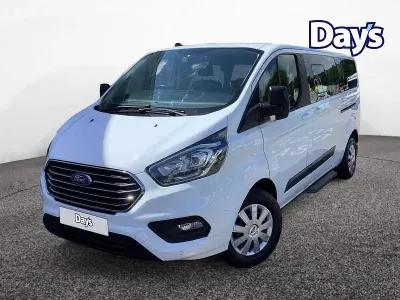 Used Ford Tourneo Custom 130 HP (95 kW) 2020 White Van