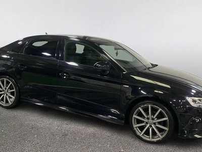 Begagnad Audi A3 Black Edition 150 HK (110 kW) 2018 Svart Sedan