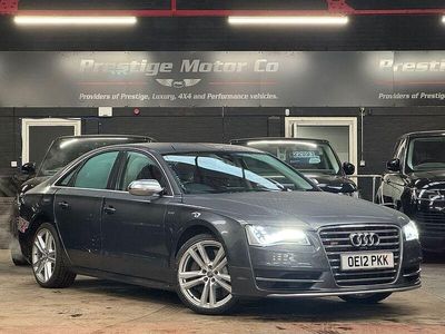 Usado Audi S8 Advanced 520 CV (382 kW) 2012 Gris Berlina