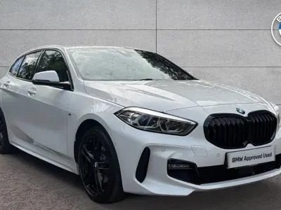 Used BMW 118 M Sport 134 HP (98 kW) 2023 White Hatchback