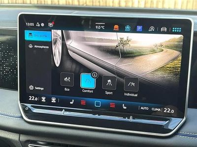 Used VW Tiguan R-line 150 HP (110 kW) 2025 Black SUV