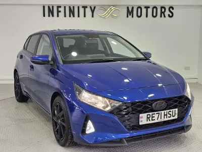 Used Hyundai i20 100 HP (73 kW) 2021 Blue Hatchback
