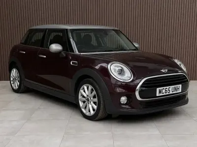 Used Mini Cooper Clubman 150 HP (110 kW) 2015 Maroon Estate