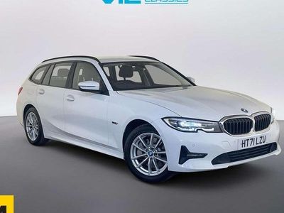 Used BMW 330e Comfort Edition 292 HP (214 kW) 2022 White Estate