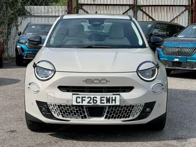 New Fiat 600 Icon 99 HP (72 kW) 2026 Brown SUV