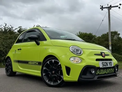 Usado Abarth 595 Competizione 180 CV (132 kW) 2021 Verde Utilitario