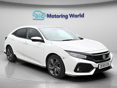 Begagnad Honda Civic Sport Plus 182 HK (133 kW) 2019 Vit Halvkombi