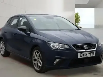 Usado Seat Ibiza FR 115 HP (84 kW) 2018 Azul Citadino
