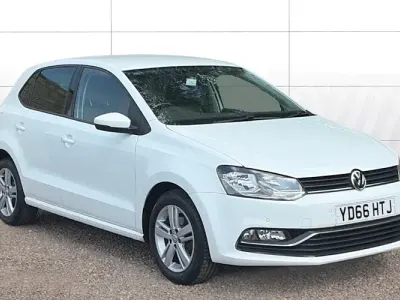 Used VW Polo Match 90 HP (66 kW) 2016 White Hatchback