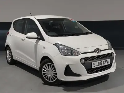 Used Hyundai i10 SE 87 HP (63 kW) 2018 White Hatchback