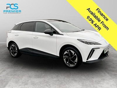 Used MG MG4 EV Trophy 2023 White Hatchback