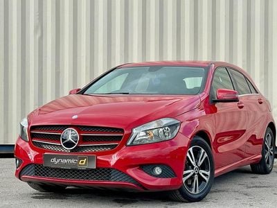 Used Mercedes A180 SE 2014 Red Hatchback