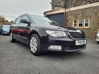 Black Used 2011 Skoda Superb Estate | £4,195 (Good price)