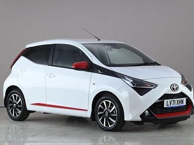 Used Toyota Aygo Trend 72 HP (52 kW) 2021 White Hatchback