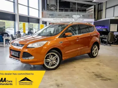 Second-hand Ford Kuga Titanium X 182 CP (133 kW) 2016 Portocaliu SUV