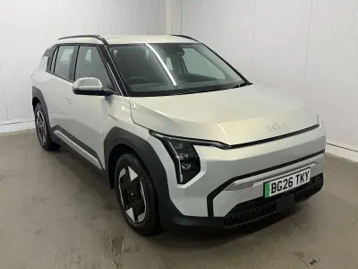 New Kia EV3 Air 147 kW (201 HP) 2026 Silver SUV