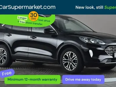Begagnad Ford Kuga Titanium 150 HK (110 kW) 2023 Svart SUV