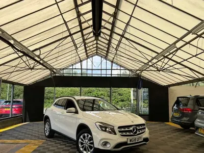 Used Mercedes GLA200 SE 156 HP (114 kW) 2018 White SUV