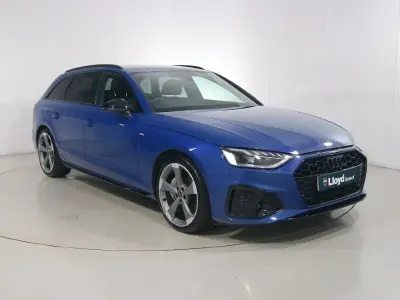 Used Audi A4 Black Edition 204 HP (150 kW) 2024 Blue Estate