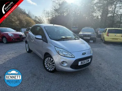 Usado Ford Ka Zetec 75 HP (55 kW) 2011 Prateado Citadino