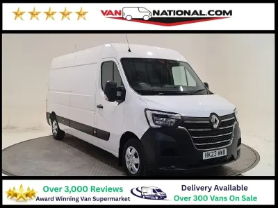 Usado Renault Master Business 135 CV (99 kW) 2023 Blanco Monovolumen