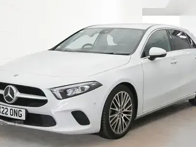 Used Mercedes A180 Executive 116 HP (85 kW) 2022 White Hatchback