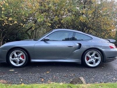 Porsche 911 Carrera 4