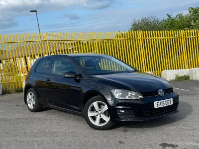 Begagnad VW Golf VII Edition 125 HK (91 kW) 2016 Svart Halvkombi