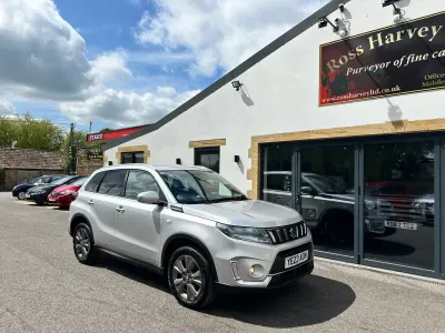 Usado Suzuki Vitara SZ-T 129 CV (94 kW) 2023 Plateado SUV