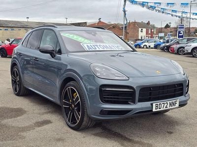 Used Porsche Cayenne Platinum Edition 462 HP (339 kW) 2022 Blue SUV