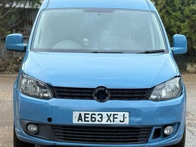 Blue Used 2013 VW Caddy Maxi Highline MPV | £6,490 (Fair price)