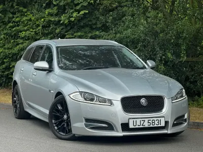 Used Jaguar XF 200 HP (147 kW) 2013 Silver Estate
