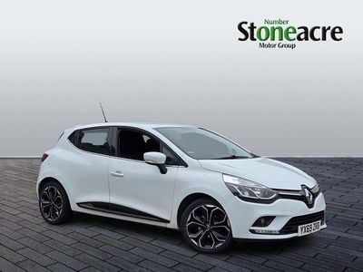 Used Renault Clio IV Iconic 90 HP (66 kW) 2019 White Hatchback