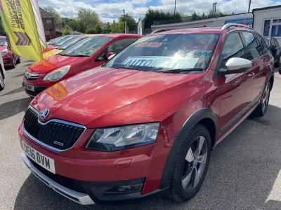 Used Skoda Octavia Scout 4x4 184 HP (135 kW) 2016 Red Estate