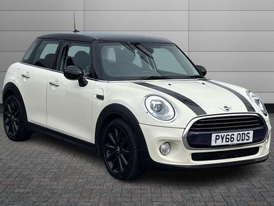 Used Mini Cooper Hatch 134 HP (98 kW) 2016 White Hatchback