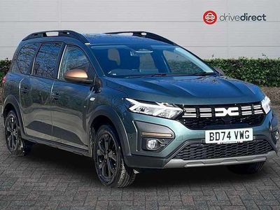 Used Dacia Jogger Extreme 141 HP (103 kW) 2024 Green MPV