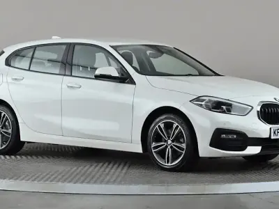 Used BMW 118 Sport Line 140 HP (102 kW) 2020 White Hatchback
