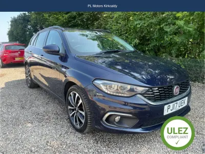Used Fiat Tipo Lounge 120 HP (88 kW) 2017 Blue Estate