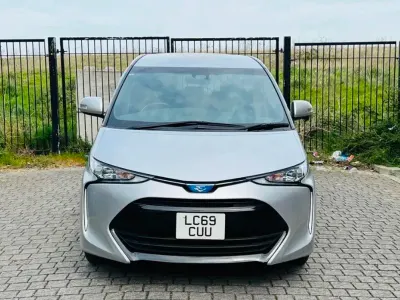 Usado Toyota Estima Hybrid 2019 Monovolume
