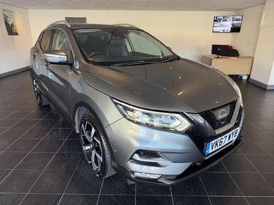 Grey Used 2017 Nissan Qashqai Tekna SUV | £9,995 (Fair price)
