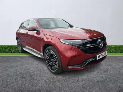 Usado Mercedes EQC400 AMG Line Premium 300 kW (408 CV) 2023 Rojo SUV