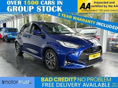 Used Toyota Yaris Hybrid Design 116 HP (85 kW) 2022 Blue Hatchback