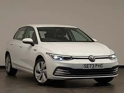 Used VW Golf VIII Style 130 HP (95 kW) 2023 White Hatchback