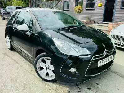 Usado Citroën DS3 PureTech 2015 Negro Utilitario