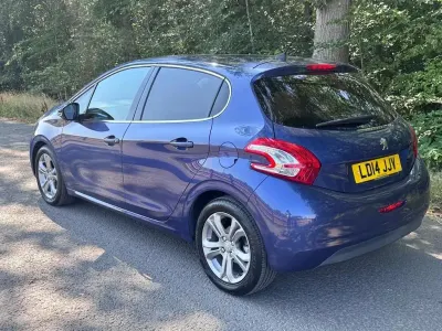 Used Peugeot 208 Allure 2014 Blue Hatchback